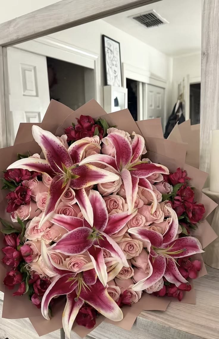 Lily & Rose Romance